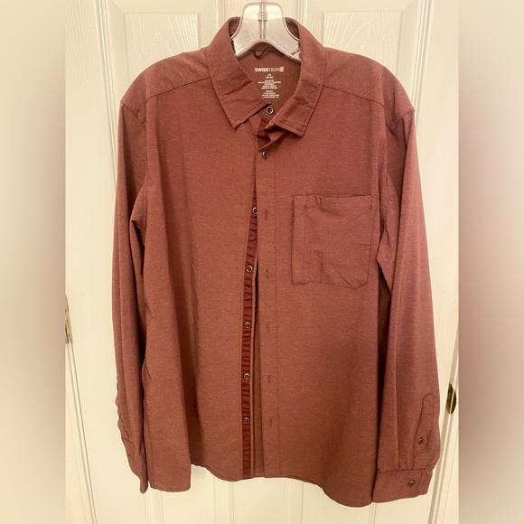 Swiss Tech Other - Swiss Tech Men's Casual Burgundy Button Down Shirt